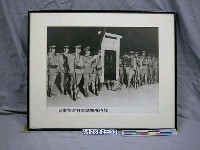 藏品(紀念抗日戰爭相關照片—日軍在吉林車站整隊待發（翻拍）)的圖片
